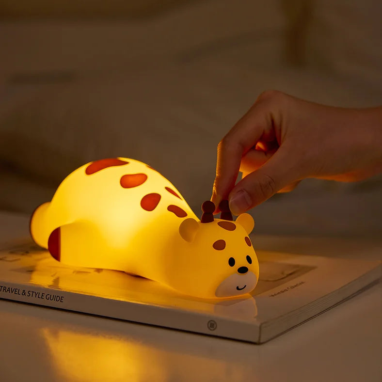 Glowbie - Giraffe Lamp