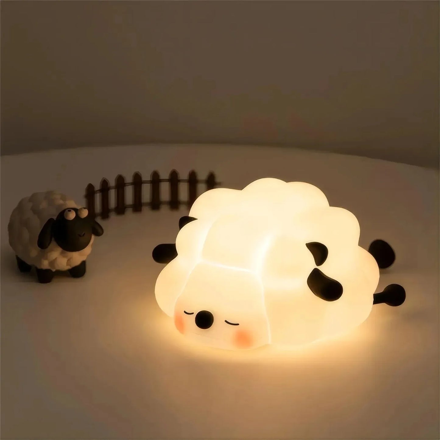 Glowbie - Lamb Lamp